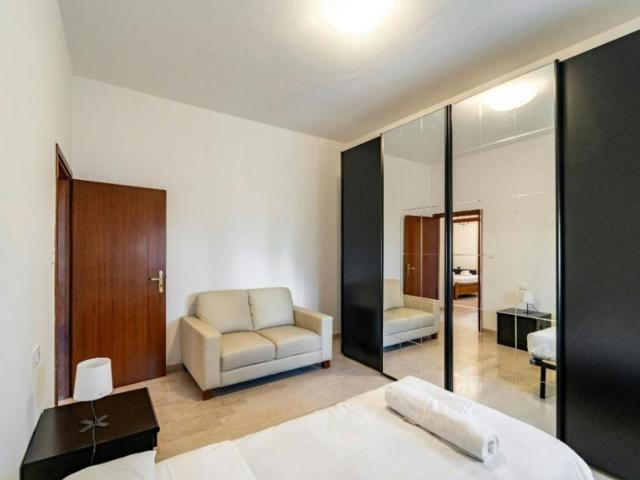 Appartamento 3 camere da letto, Bologna Bologna 40133 ELS99938465