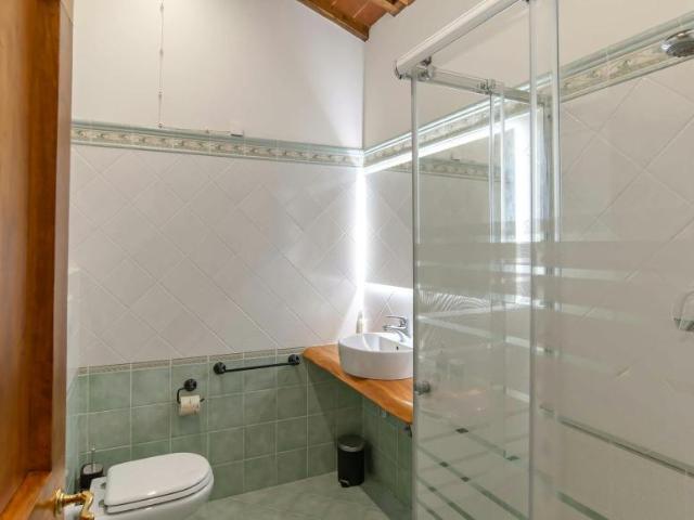 Appartamento 3 camere da letto, Gattaia Gattaia 50039 ELS91420759