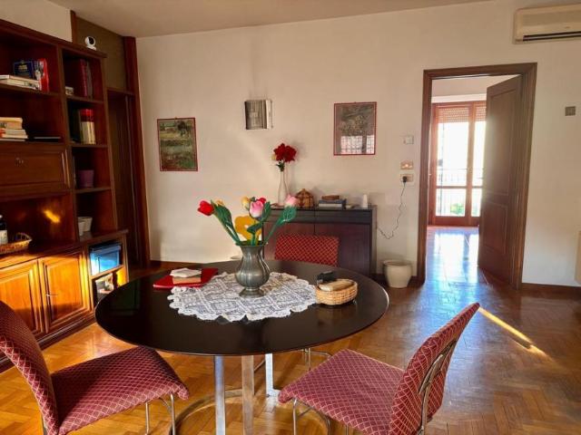 Appartamento 3 camere da letto, Montecatini Terme Montecatini Terme DS99288981