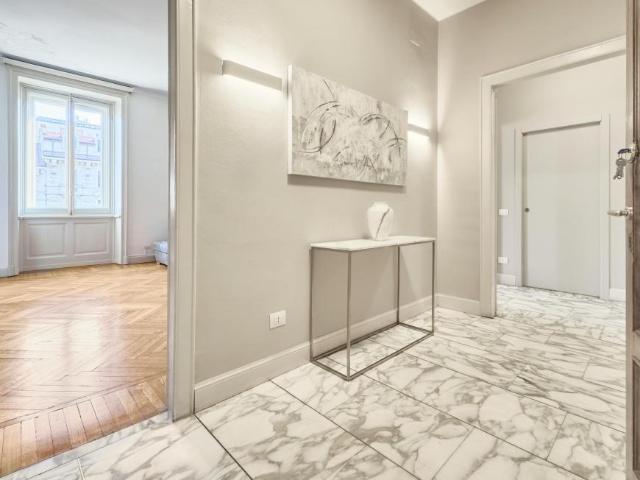 Appartamento 3 camere da letto, Milan Milan 20123 DLS100717983