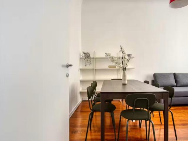 Appartamento 3 camere da letto, Milan Milan 20124 ELS97138629