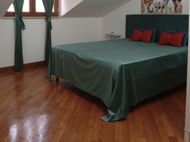 Appartamento 3 camere da letto, Naples Naples 80146 DS105009730