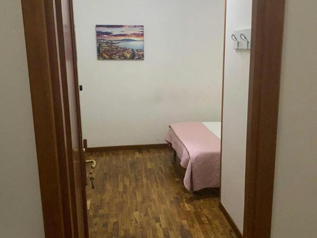 Appartamento 3 camere da letto, Naples Naples 80138 DS98857071