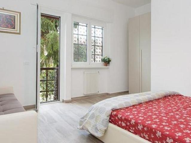 Appartamento 3 camere da letto, Rome Rome 00152 ES104436587
