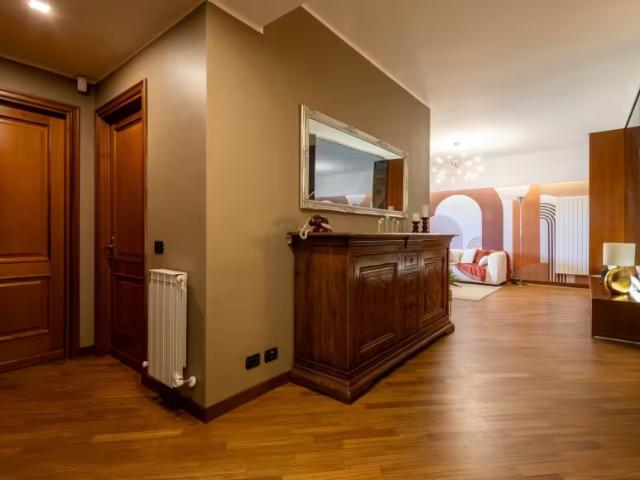 Appartamento 3 camere da letto, Rome Rome 00165 DS96345544