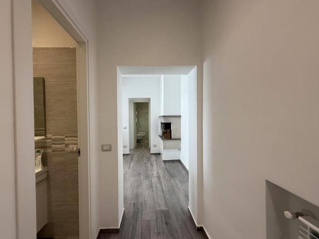 Appartamento 3 camere da letto, Rome Rome 00185 DLS105806065