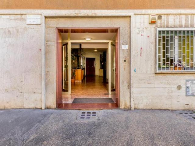 Appartamento 3 camere da letto, Rome Rome 00199 DS103356674