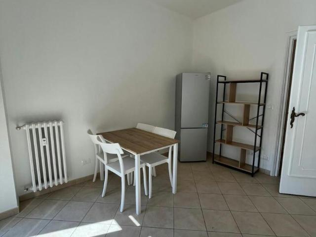 Appartamento 3 camere da letto, Turin Turin 10134 ES105757021