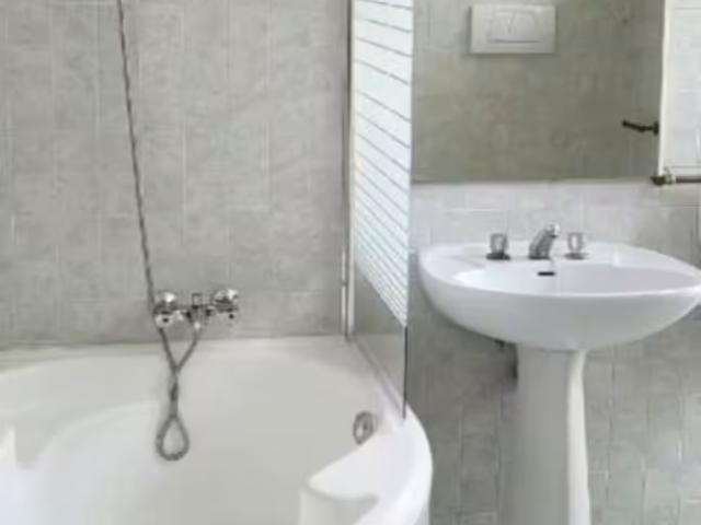 Appartamento 3 camere da letto, Verona Verona 37138 ES98065008