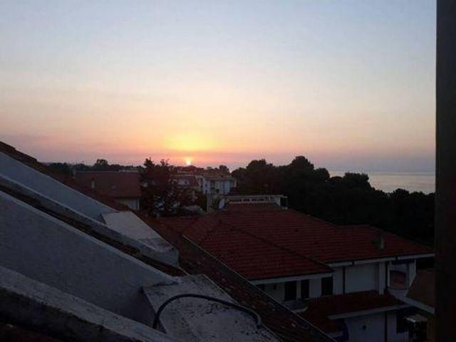 Appartamento 3 camere da letto, Vibo Marina Calabria 89900 ES96310474