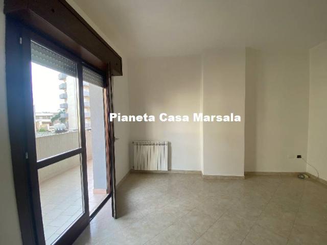 APPARTAMENTO 120MQ 2°PIANO CON P/A