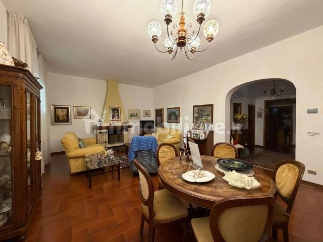 Appartamento 150 m², Centro, Poggibonsi