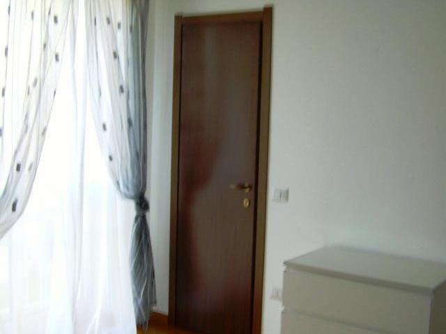 Appartamento 1 camere da letto, Opera Opera 20073 ES68562594