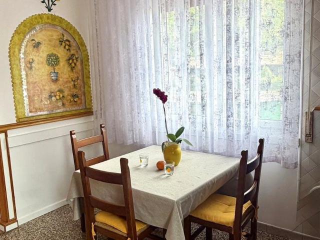 Appartamento 1 camere da letto, Laveno Laveno 21014 ES102114399