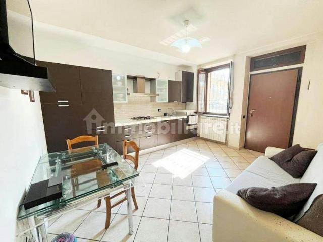 Appartamento 1 camere da letto, Massina Massina 21040 ES105250125