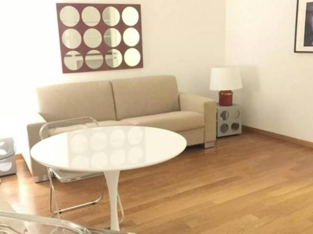 Appartamento 1 camere da letto, Milan Milan 20121 DS104796338