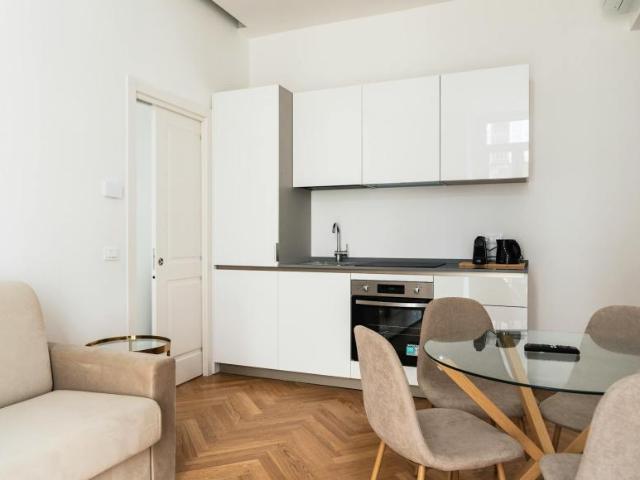 Appartamento 1 camere da letto, Milan Milan 20122 ES102813863