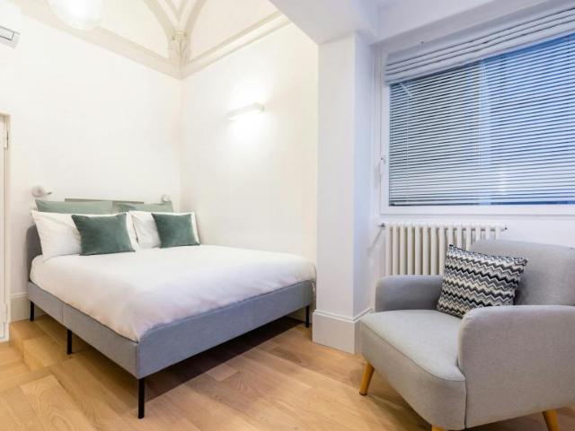 Appartamento 1 camere da letto, Naples Naples 80122 ES101511217