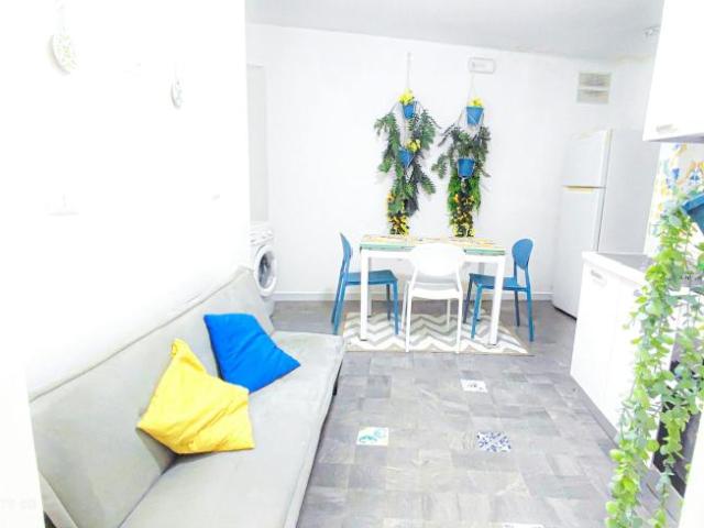 Appartamento 1 camere da letto, Naples Naples 80134 DS105568214