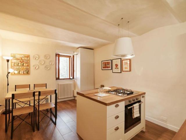 Appartamento 1 camere da letto, Perugia Perugia 06123 ELS105168370
