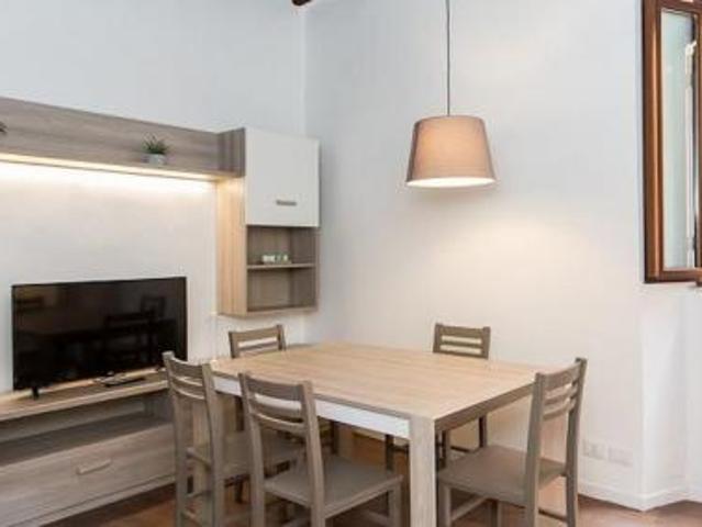 Appartamento 1 camere da letto, Rome Rome 00153 DS88510361