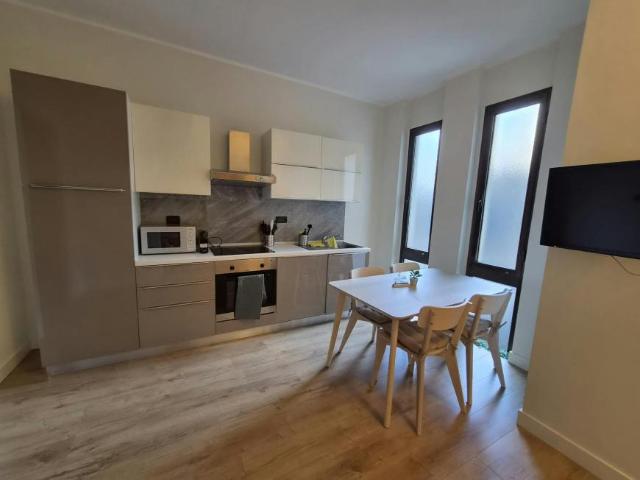 Appartamento 1 camere da letto, Turin Turin 10128 DS104941484