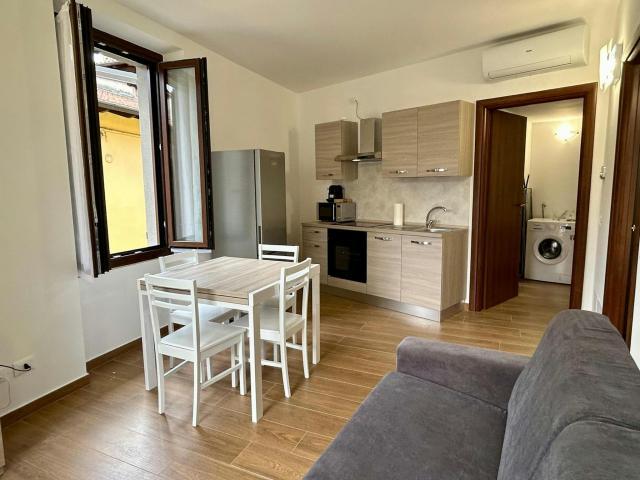 Appartamento 1 camere da letto, Varese Varese 21100 ELS77233533