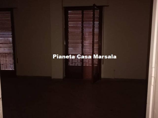 APPARTAMENTO 220MQ 3°PIANO