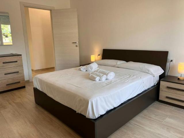 Appartamento 2 camere da letto, Cardano al Campo Cardano al Campo 21010 ELS93424038