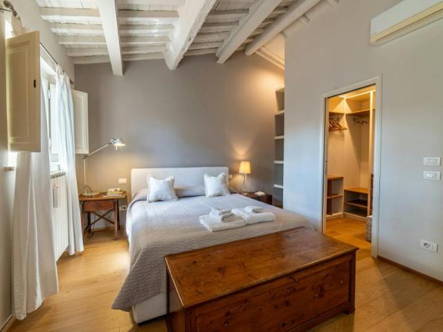 Appartamento 2 camere da letto, Lucca Lucca 55100 ELS100231567