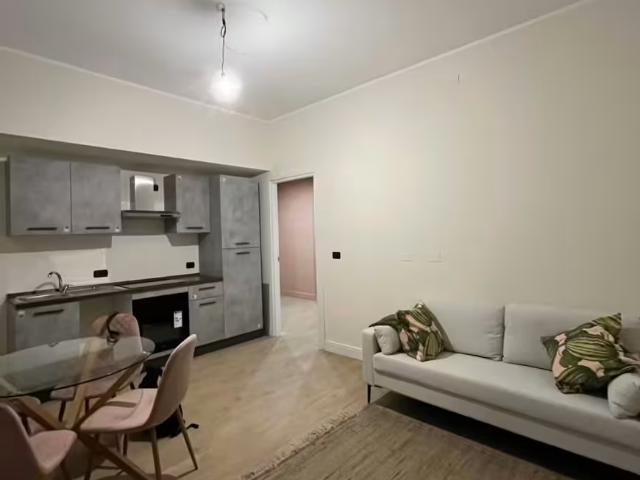 Appartamento 2 camere da letto, Monza Monza 20900 ES96208723