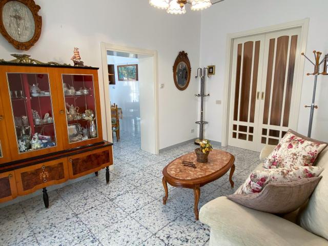 Appartamento 2 camere da letto, Mattinata Mattinata 71030 ELS65796895