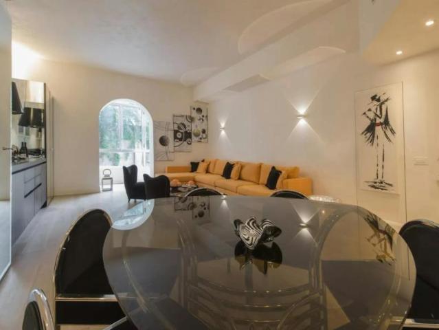 Appartamento 2 camere da letto, Milan Milan 20121 ES104564448