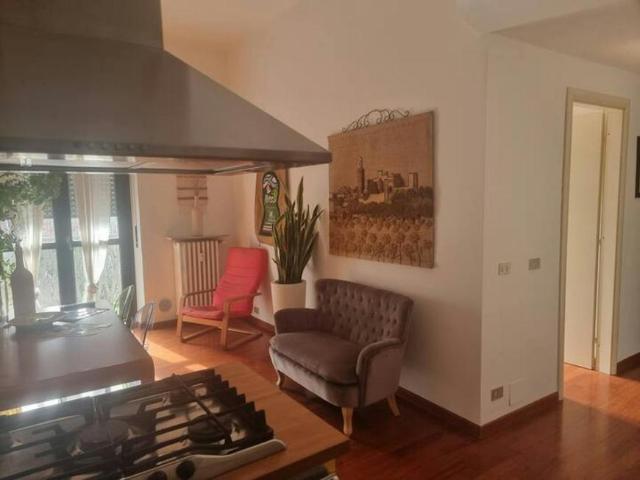 Appartamento 2 camere da letto, Milan Milan 20124 ELS105251056