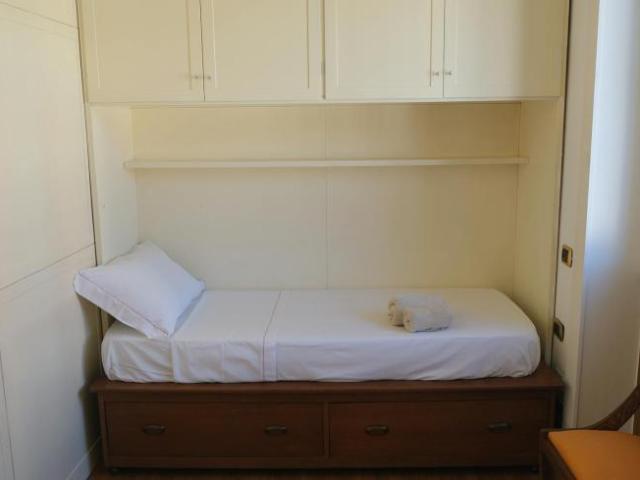 Appartamento 2 camere da letto, Milan Milan 20133 DS100178086