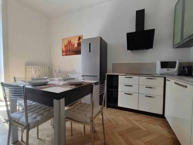 Appartamento 2 camere da letto, Milan Milan 20144 DS96176812