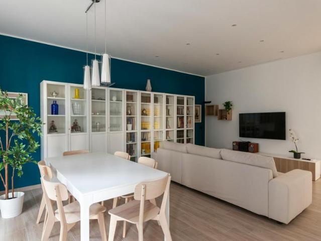 Appartamento 2 camere da letto, Milan Milan 20144 DS99693230