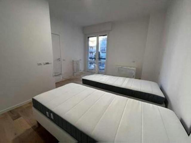 Appartamento 2 camere da letto, Milan Milan 20149 DS103579786
