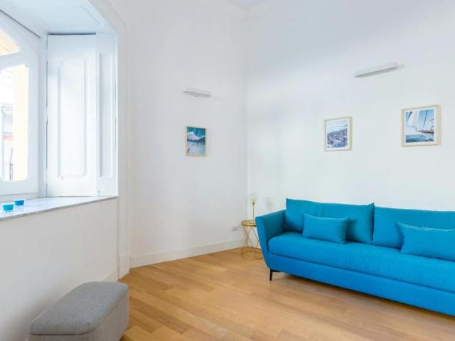 Appartamento 2 camere da letto, Naples Naples 80121 ES101511235