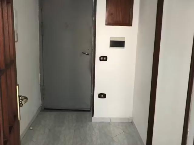 Appartamento 2 camere da letto, Naples Naples 80136 DLS96147697