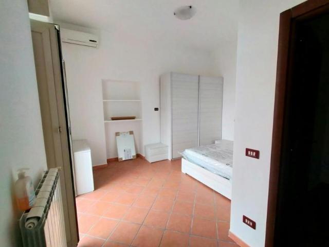 Appartamento 2 camere da letto, Naples Naples 80136 ES105676086