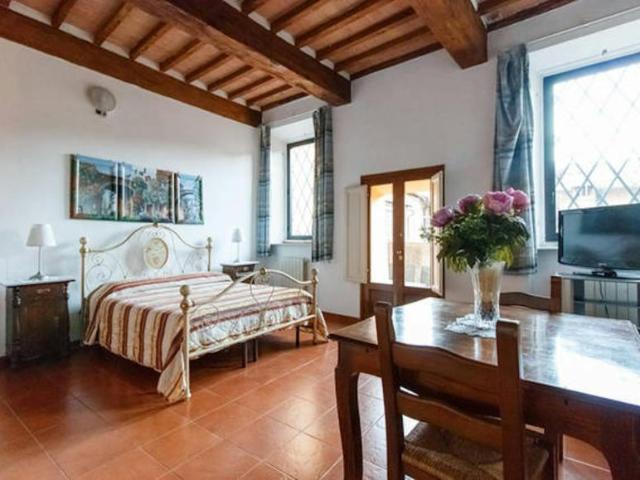 Appartamento 2 camere da letto, Siena Siena 53100 DS105397070