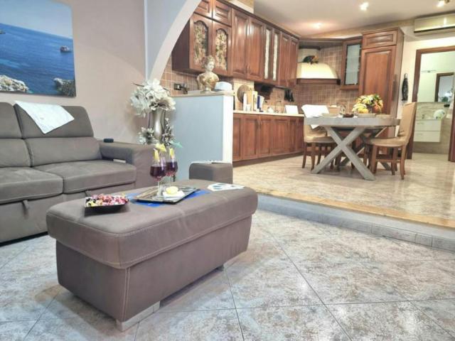 Appartamento 2 camere da letto, Palermo Palermo 90139 ES105760737