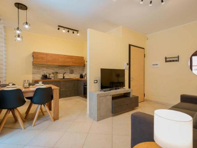 Appartamento 2 camere da letto, Quartu Sant'Elena Quartu Sant'Elena 09045 DS103339558