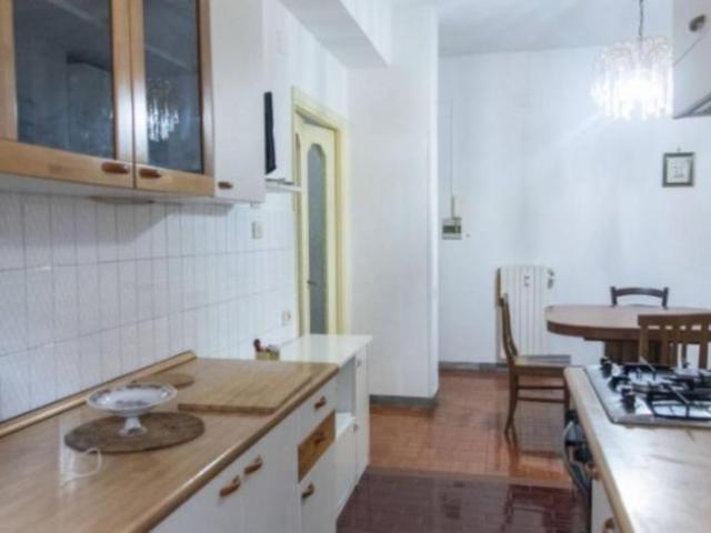 Appartamento 2 camere da letto, Roma Roma ES104955999