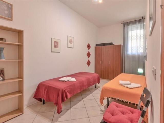 Appartamento 2 camere da letto, Roma Roma ES105720158