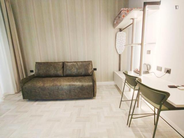 Appartamento 2 camere da letto, Roma Roma ES103354059