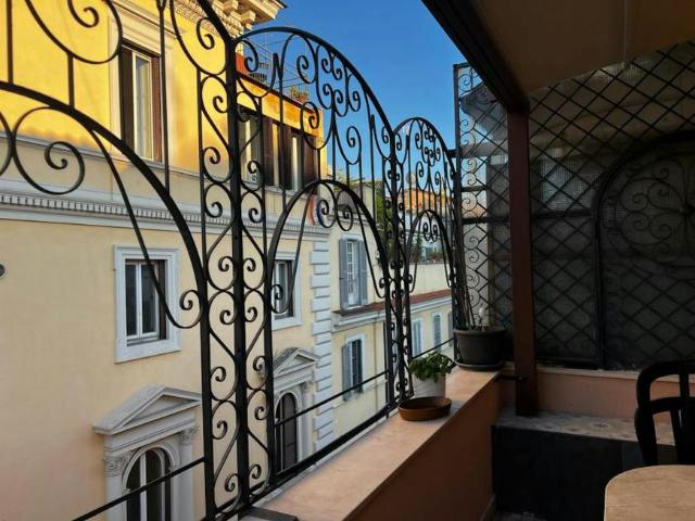 Appartamento 2 camere da letto, Rome Rome 00184 ELS99689890