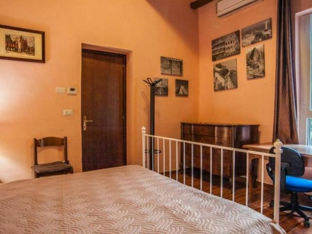 Appartamento 2 camere da letto, Rome Rome 00184 ES105567598
