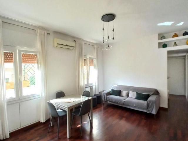 Appartamento 2 camere da letto, Rome Rome 00185 DLS84266055